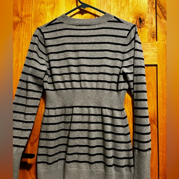 Liz Lange Maternity Cardigan - Picture 4 of 6